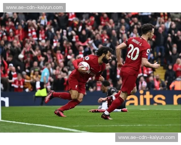 利物浦vs曼城回放：重温英超巅峰，复刻绿茵场上的“诸神之战”